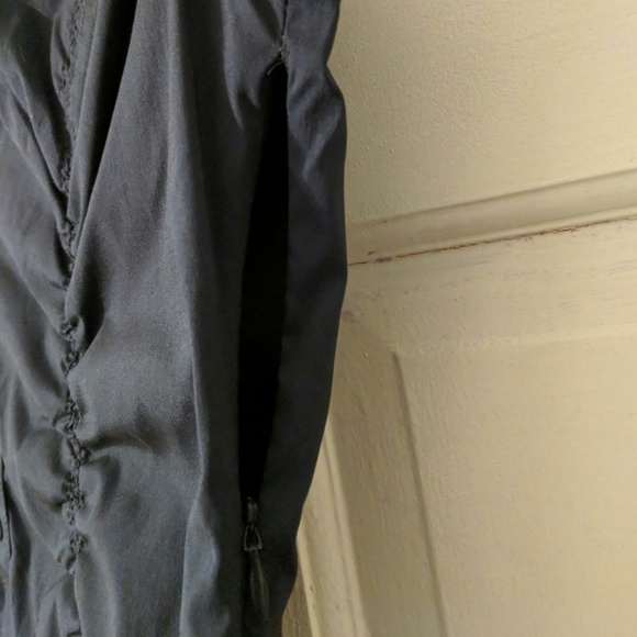 Express Blouse - Picture 7 of 7